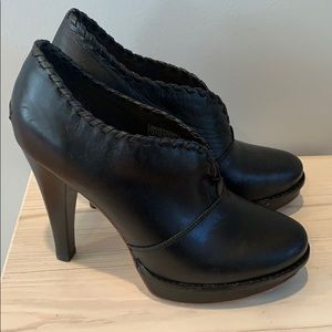 Ugg Jamison Platform Shoes Black Leather size 10